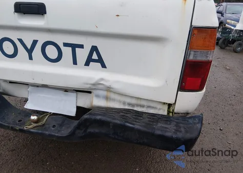 1991 Toyota Pickup 1/2 Ton Short Wheelbase из США, поврежденный, VIN JT4RN81AXM0069959